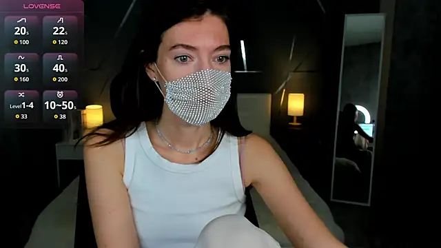 Snapshot of take_me_to_moon chatting on 28, 11, 2025 take me to moon online show from 28, 11, 2025