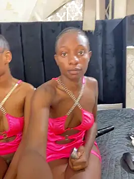 Snapshot of LonelyQueenxx25 chatting on 23, 2, 2026 LonelyQueenxx25 online show from 23, 2, 2026