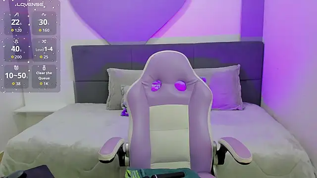 violetta skinny online show from 20, 9, 2025