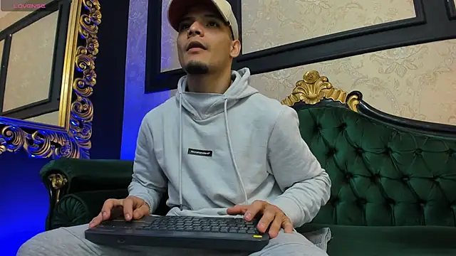 AlessandroKiing online show from 28, 9, 2025