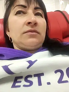 Snapshot of Funny_Karina chatting on 4, 10, 2025 Funny Karina online show from 4, 10, 2025