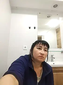 Snapshot of Funny_Karina chatting on 8, 10, 2025 Funny Karina online show from 8, 10, 2025