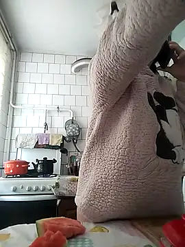 Snapshot of Funny_Karina chatting on 12, 10, 2025 Funny Karina online show from 12, 10, 2025