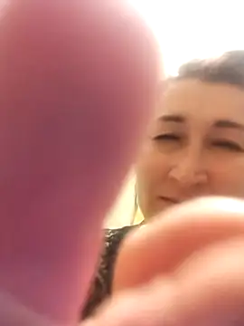 Snapshot of Funny_Karina chatting on 13, 11, 2025 Funny Karina online show from 13, 11, 2025