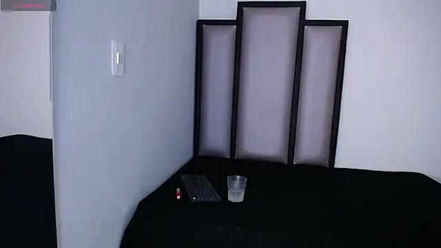 Snapshot of Lucy-23 chatting on 23, 9, 2025 Lucy-23 online show from 23, 9, 2025