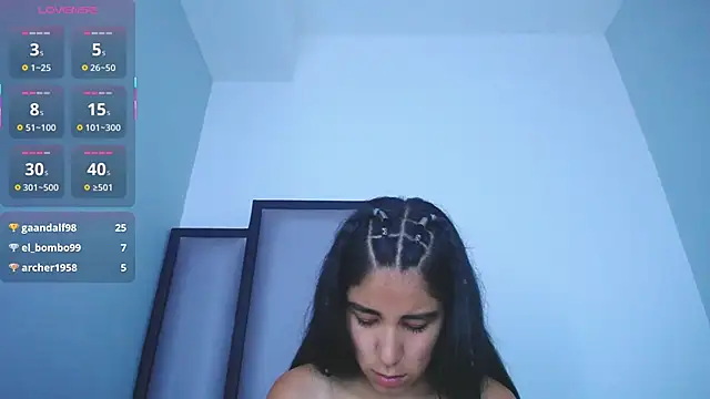 Snapshot of Lucy-23 chatting on 11, 10, 2025 Lucy-23 online show from 11, 10, 2025