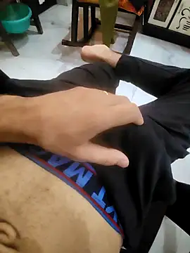 Snapshot of coupleyug chatting on 25, 9, 2025 coupleyug online show from 25, 9, 2025