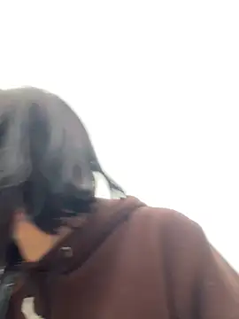 Snapshot of larsonbeverly chatting on 14, 11, 2025 larsonbeverly online show from 14, 11, 2025