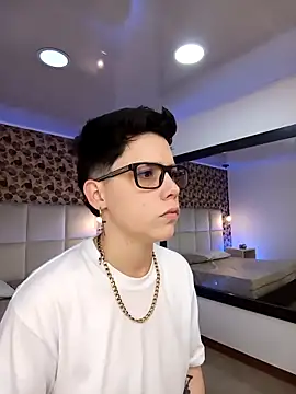 SpencerMontgomery online show from 15, 10, 2025