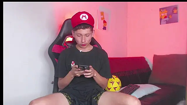 Snapshot of elfernh chatting on 23, 9, 2025 elfernh online show from 23, 9, 2025