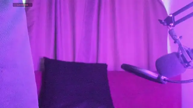 Snapshot of elfernh chatting on 27, 9, 2025 elfernh online show from 27, 9, 2025