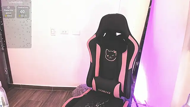 Snapshot of samiacooper25 chatting on 13, 9, 2025 samiacooper25 online show from 13, 9, 2025