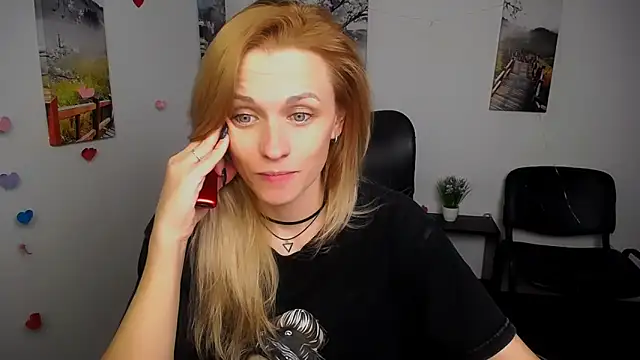 PeppyMia online show from 25, 11, 2025