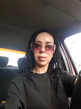 Snapshot of Rosaliemilaxxx chatting on 11, 10, 2025 Rosaliemilaxxx online show from 11, 10, 2025