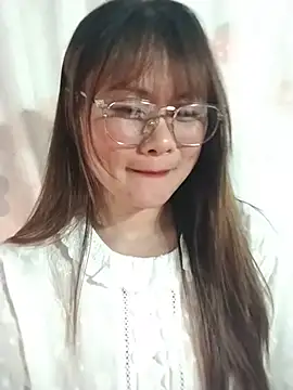 Snapshot of Sisi_dy01 chatting on 4, 7, 2026 Sisi dy01 online show from 4, 7, 2026