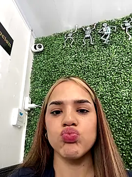 Snapshot of Sex_Samanta chatting on 14, 10, 2025 Sex Samanta online show from 14, 10, 2025