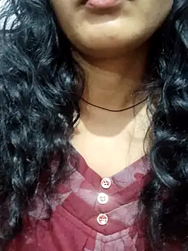 Snapshot of spicysuhana chatting on 4, 10, 2025 spicysuhana online show from 4, 10, 2025