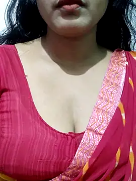 Snapshot of spicysuhana chatting on 21, 10, 2025 spicysuhana online show from 21, 10, 2025