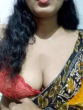 Snapshot of spicysuhana chatting on 28, 10, 2025 spicysuhana online show from 28, 10, 2025