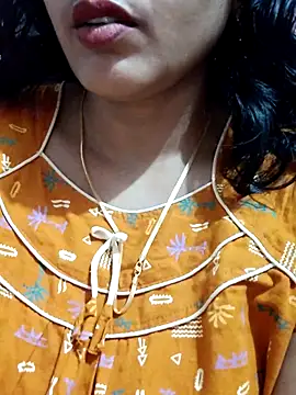 Snapshot of spicysuhana chatting on 28, 11, 2025 spicysuhana online show from 28, 11, 2025