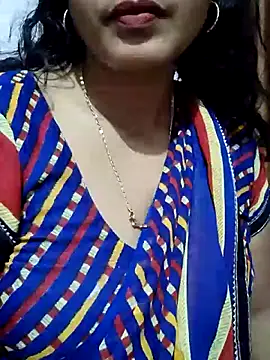 Snapshot of spicysuhana chatting on 17, 12, 2025 spicysuhana online show from 17, 12, 2025