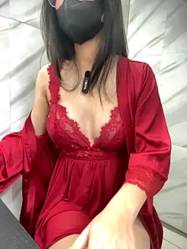 Snapshot of Voyerra_g chatting on 29, 11, 2025 Voyerra g online show from 29, 11, 2025