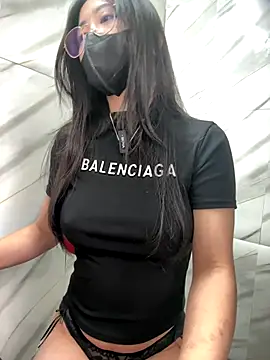 Snapshot of Voyerra_g chatting on 30, 11, 2025 Voyerra g online show from 30, 11, 2025