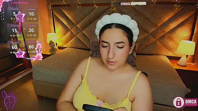 ambar lover online show from 5, 12, 2025