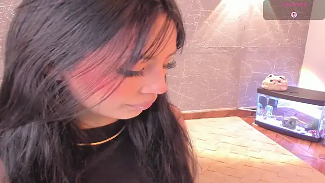 Snapshot of Miss_Charlottet chatting on 4, 12, 2025 Miss Charlottet online show from 4, 12, 2025