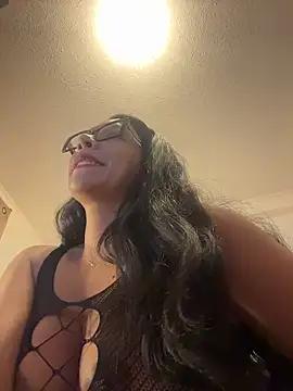 princesaliay online show from 16, 4, 2026