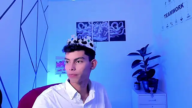 Snapshot of Room_69x chatting on 21, 10, 2025 Room 69x online show from 21, 10, 2025