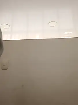 Snapshot of linda_luna29 chatting on 15, 11, 2025 linda luna29 online show from 15, 11, 2025