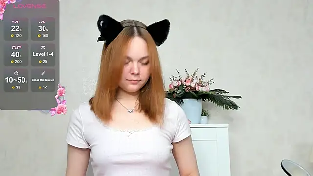 Snapshot of roxydolll chatting on 14, 9, 2025 roxydolll online show from 14, 9, 2025