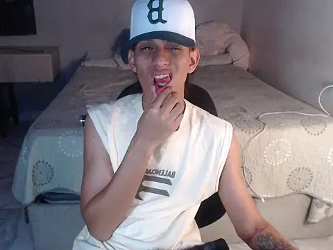 Snapshot of sung_yol chatting on 16, 9, 2025 sung yol online show from 16, 9, 2025