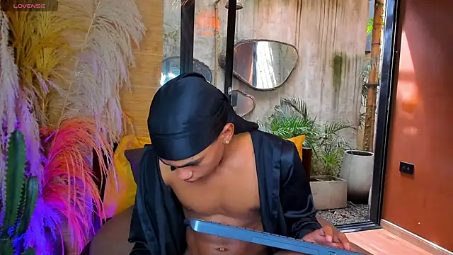 Snapshot of AlanCutee chatting on 5, 1, 2026 AlanCutee online show from 5, 1, 2026