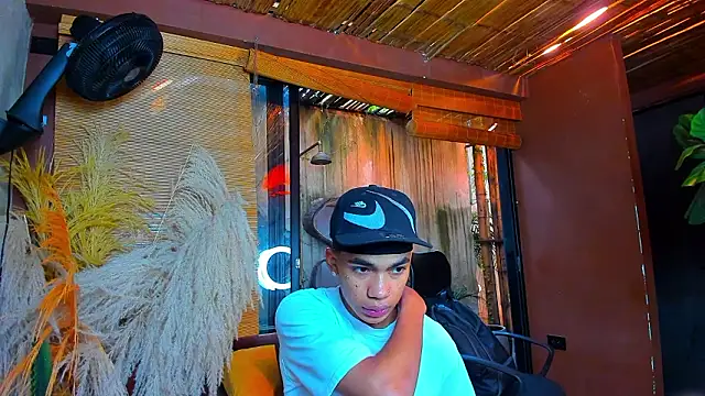 Snapshot of AlanCutee chatting on 18, 1, 2026 AlanCutee online show from 18, 1, 2026