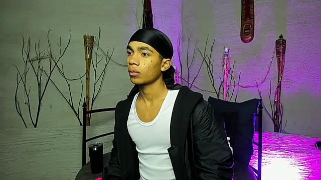 Snapshot of AlanCutee chatting on 8, 2, 2026 AlanCutee online show from 8, 2, 2026