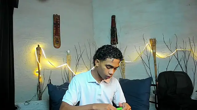 Snapshot of AlanCutee chatting on 13, 2, 2026 AlanCutee online show from 13, 2, 2026