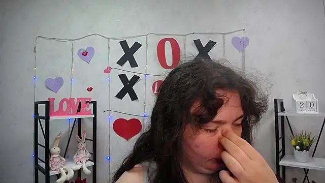Snapshot of NeonilaLisova chatting on 20, 9, 2025 NeonilaLisova online show from 20, 9, 2025