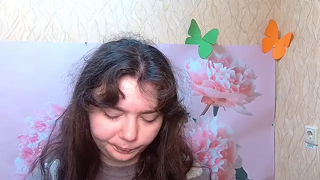 Snapshot of NeonilaLisova chatting on 26, 9, 2025 NeonilaLisova online show from 26, 9, 2025