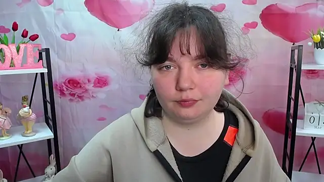 Snapshot of NeonilaLisova chatting on 3, 5, 2026 NeonilaLisova online show from 3, 5, 2026