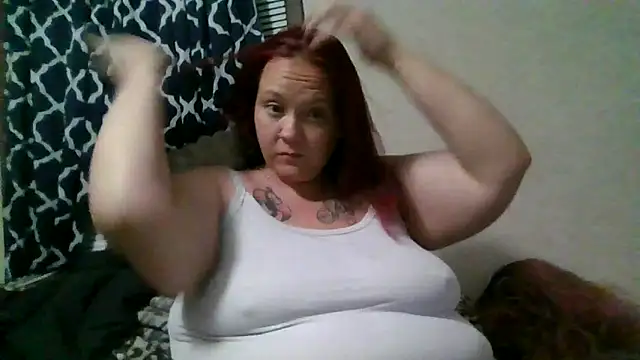 ThickkkMama420 online show from 22, 4, 2026