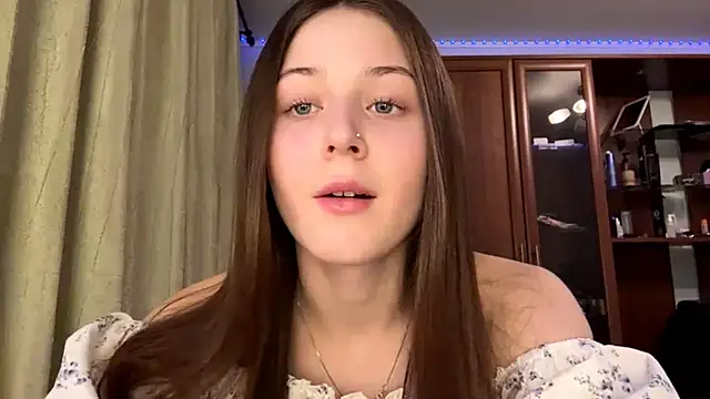 Adel strongwoman online show from 21, 12, 2025