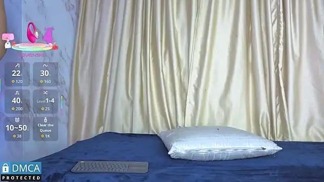 Snapshot of Clhoee_ chatting on 27, 10, 2025 Clhoee online show from 27, 10, 2025