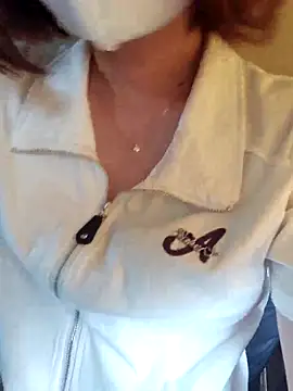 Snapshot of aloan_Tk chatting on 9, 9, 2025 aloan Tk online show from 9, 9, 2025