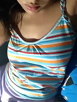 KARISHMA-STRIP online show from 28, 9, 2025