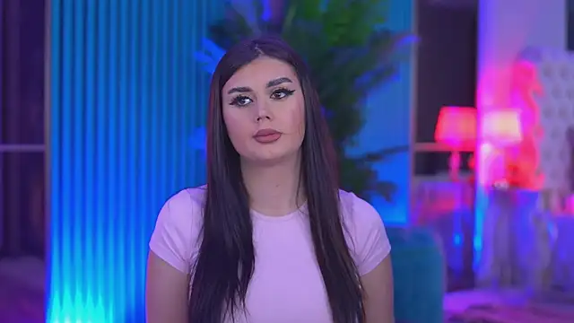 KendraMoon online show from 2, 12, 2025