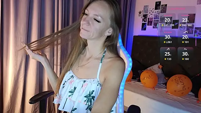 Jesica mooon online show from 10, 11, 2025