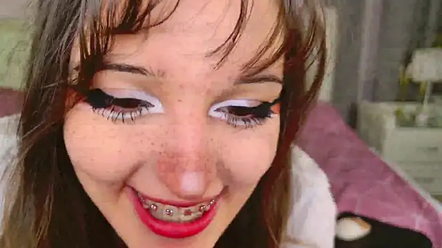 kamila blush online show from 23, 10, 2025