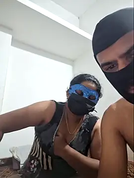 Snapshot of Kerala_couples143 chatting on 11, 10, 2025 Kerala couples143 online show from 11, 10, 2025